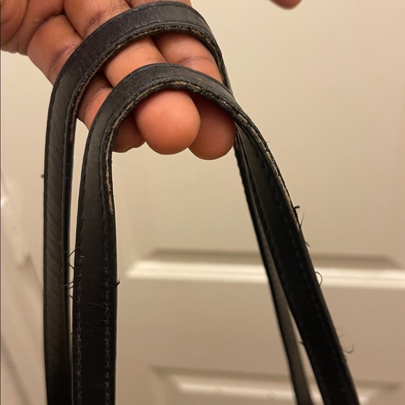 Michael Kors Black Tote Bag. Please read Description Notes - Picture 16 of 16